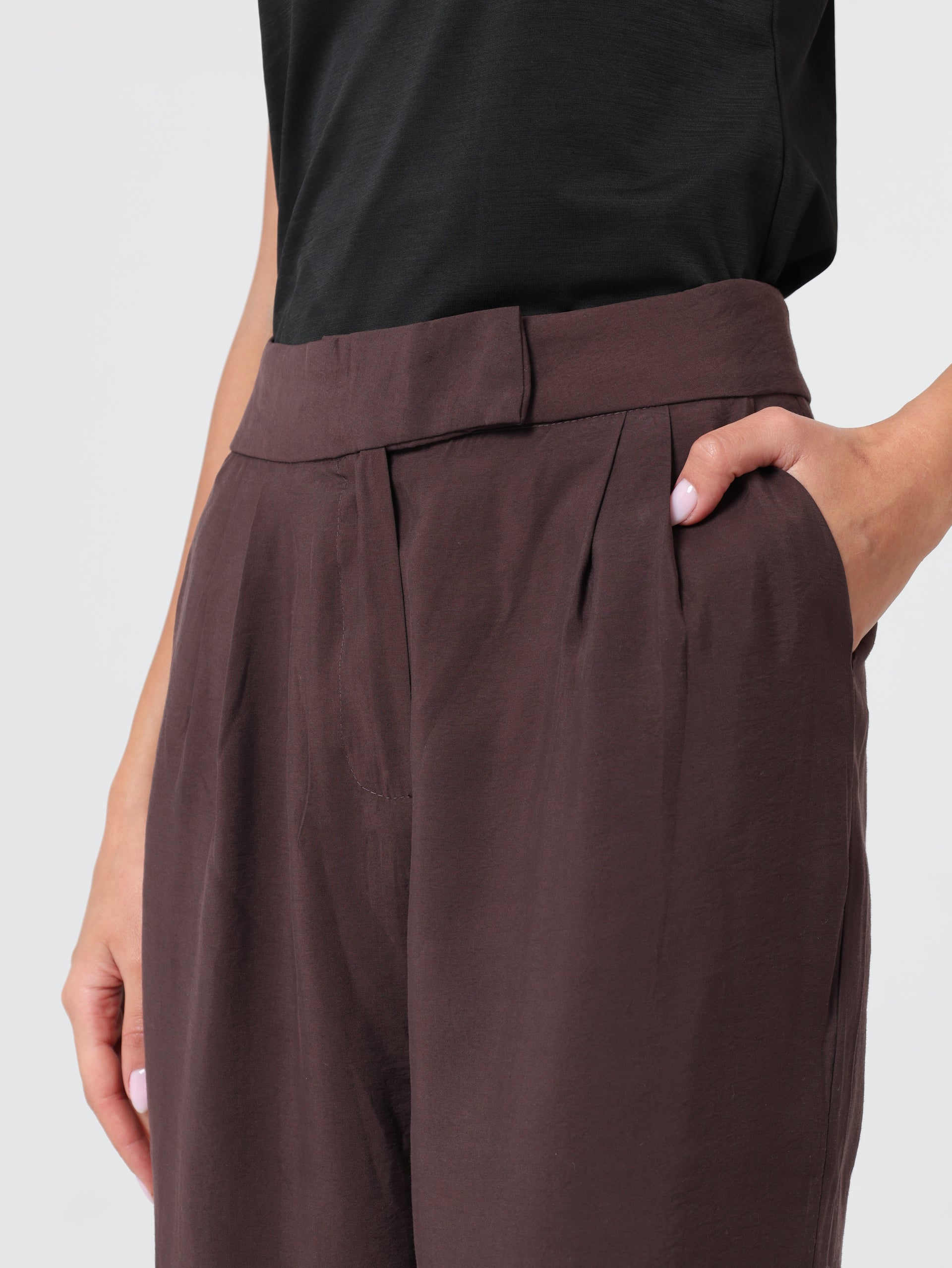 Ultra Breathable Brown Pants