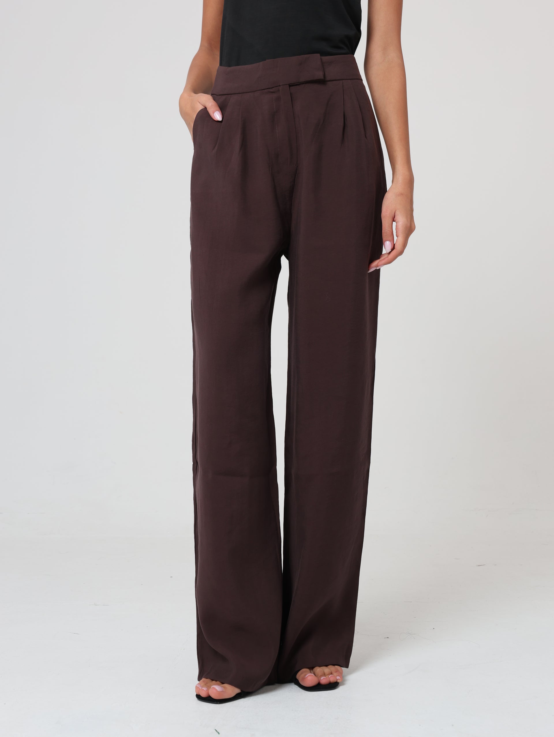 Ultra Breathable Brown Pants